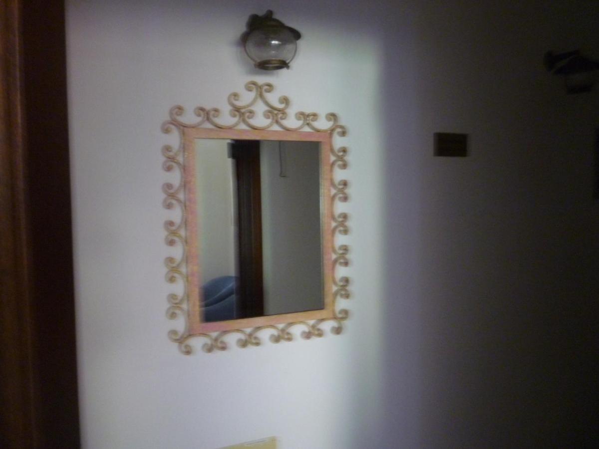 Hotel L'Ancora ซานตา เตเรซา กัลลูรา ภายนอก รูปภาพ